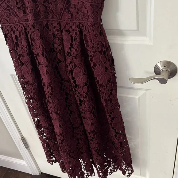 Anthropologie Dress Donna Morgan Renata Lace dress size 12 burgundy - Picture 5 of 11